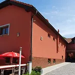 Hotel & Karlštejn