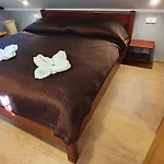 & Отель 4*