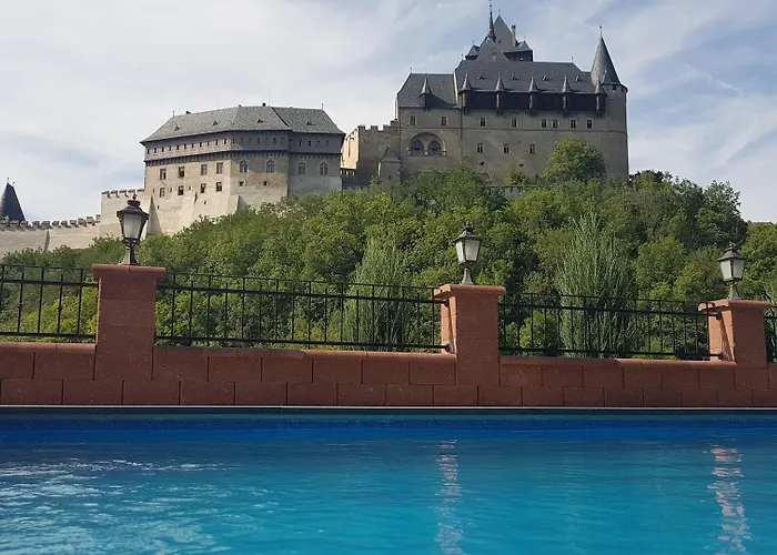 & ホテル Karlštejn